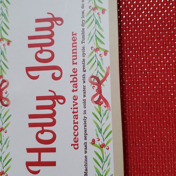 Holly Jolly Christmas Table Runner red - Picture 5 of 5
